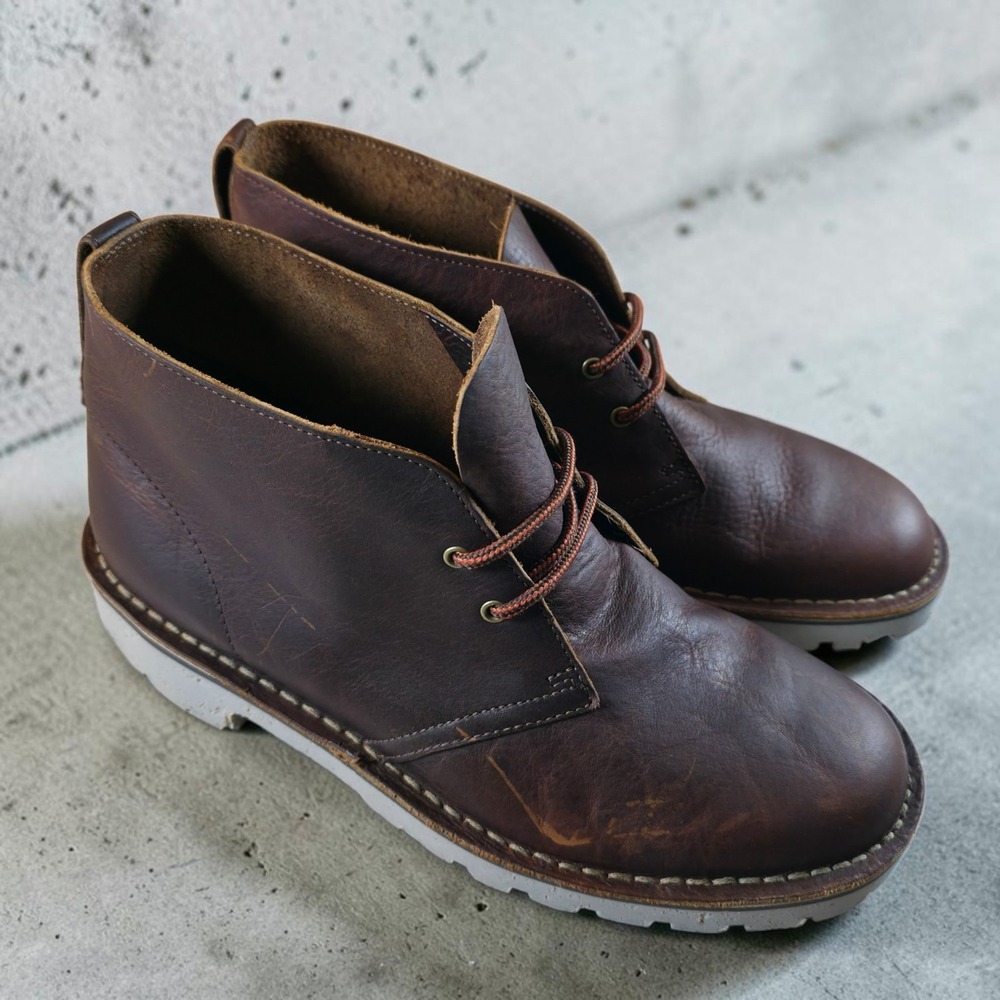 Clarks Overdale Mid Dark Brown Leather Men's 9 M Chukka Boots *Worn Once.
